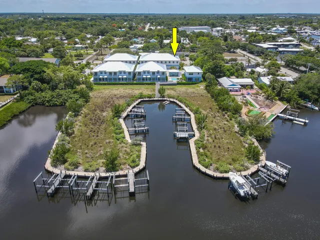 $5,900 | 4650 Southeast Manatee Terrace, Stuart, FL 34997