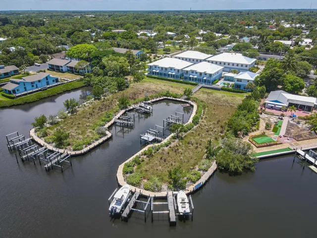 $5,900 | 4650 Southeast Manatee Terrace, Stuart, FL 34997