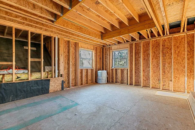 $220,000 | E11148 Eulrich Road, Clintonville, WI 54929