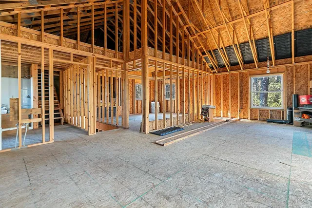 $220,000 | E11148 Eulrich Road, Clintonville, WI 54929