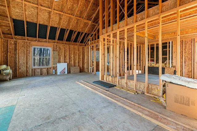 $220,000 | E11148 Eulrich Road, Clintonville, WI 54929