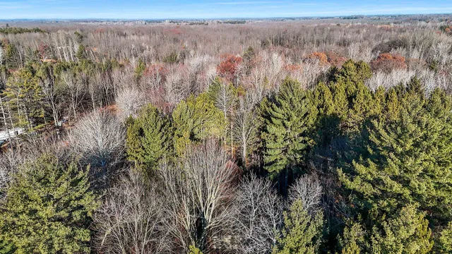 $220,000 | E11148 Eulrich Road, Clintonville, WI 54929