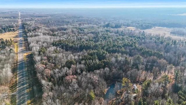 $220,000 | E11148 Eulrich Road, Clintonville, WI 54929