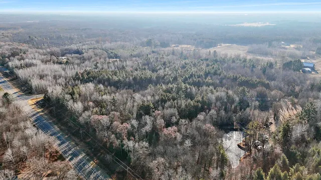 $220,000 | E11148 Eulrich Road, Clintonville, WI 54929