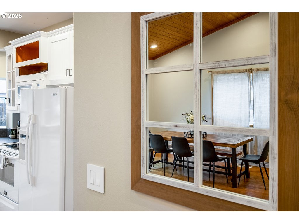 813 Howard Jordan Loop Dayton, OR 97114 - Photo 14 of 47