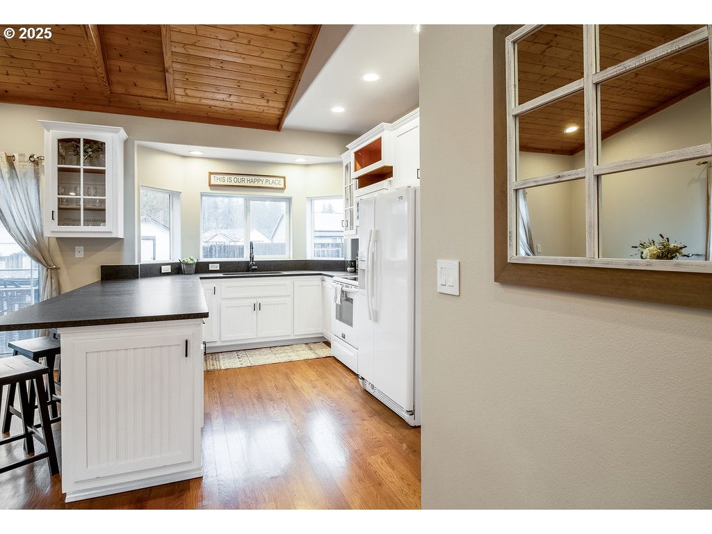 813 Howard Jordan Loop Dayton, OR 97114 - Photo 15 of 47