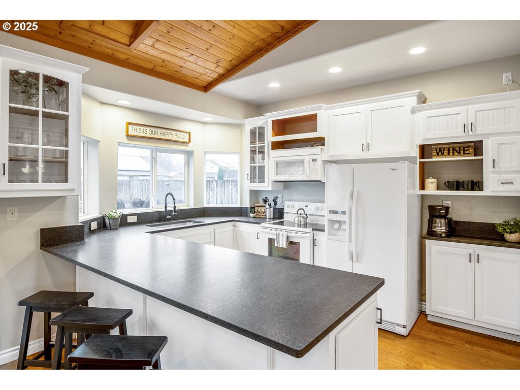 813 Howard Jordan Loop Dayton, OR 97114 - Photo 17 of 47