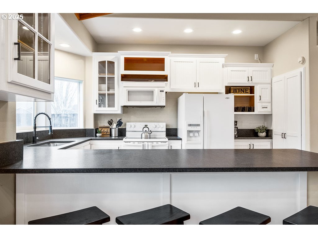 813 Howard Jordan Loop Dayton, OR 97114 - Photo 22 of 47