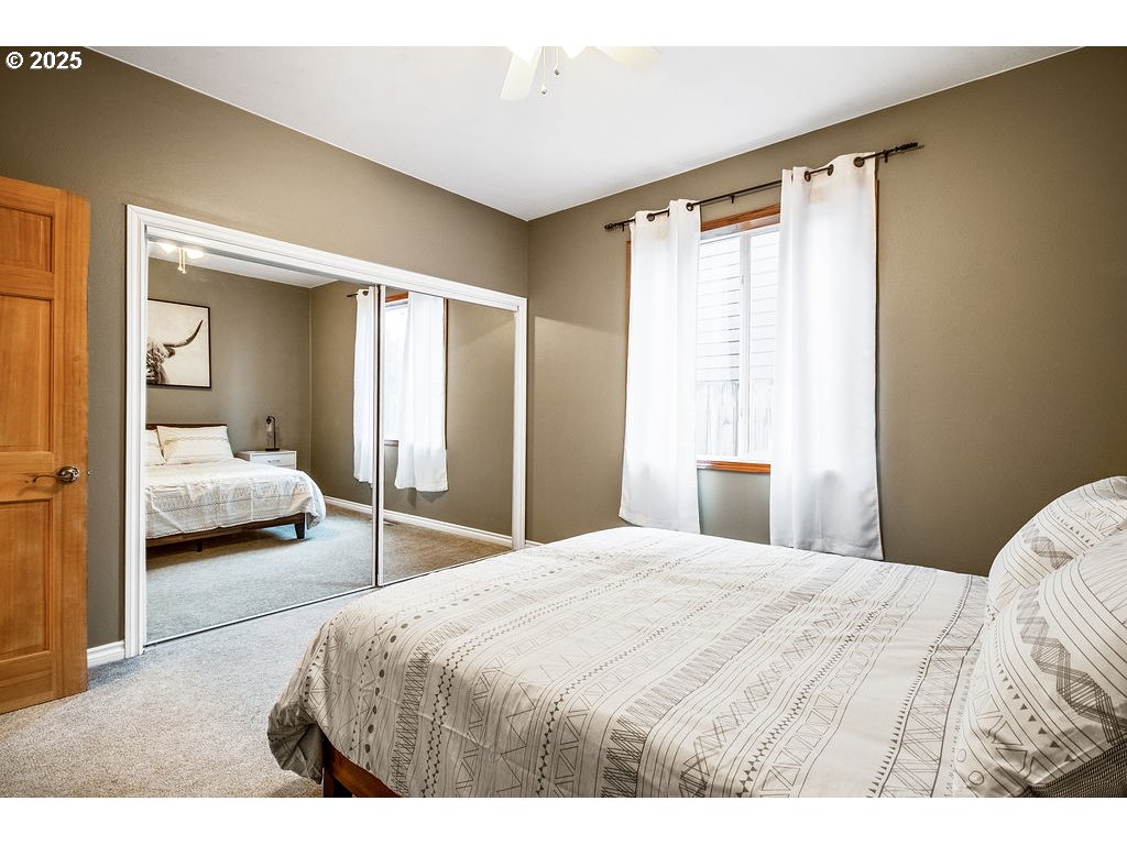 813 Howard Jordan Loop Dayton, OR 97114 - Photo 43 of 47