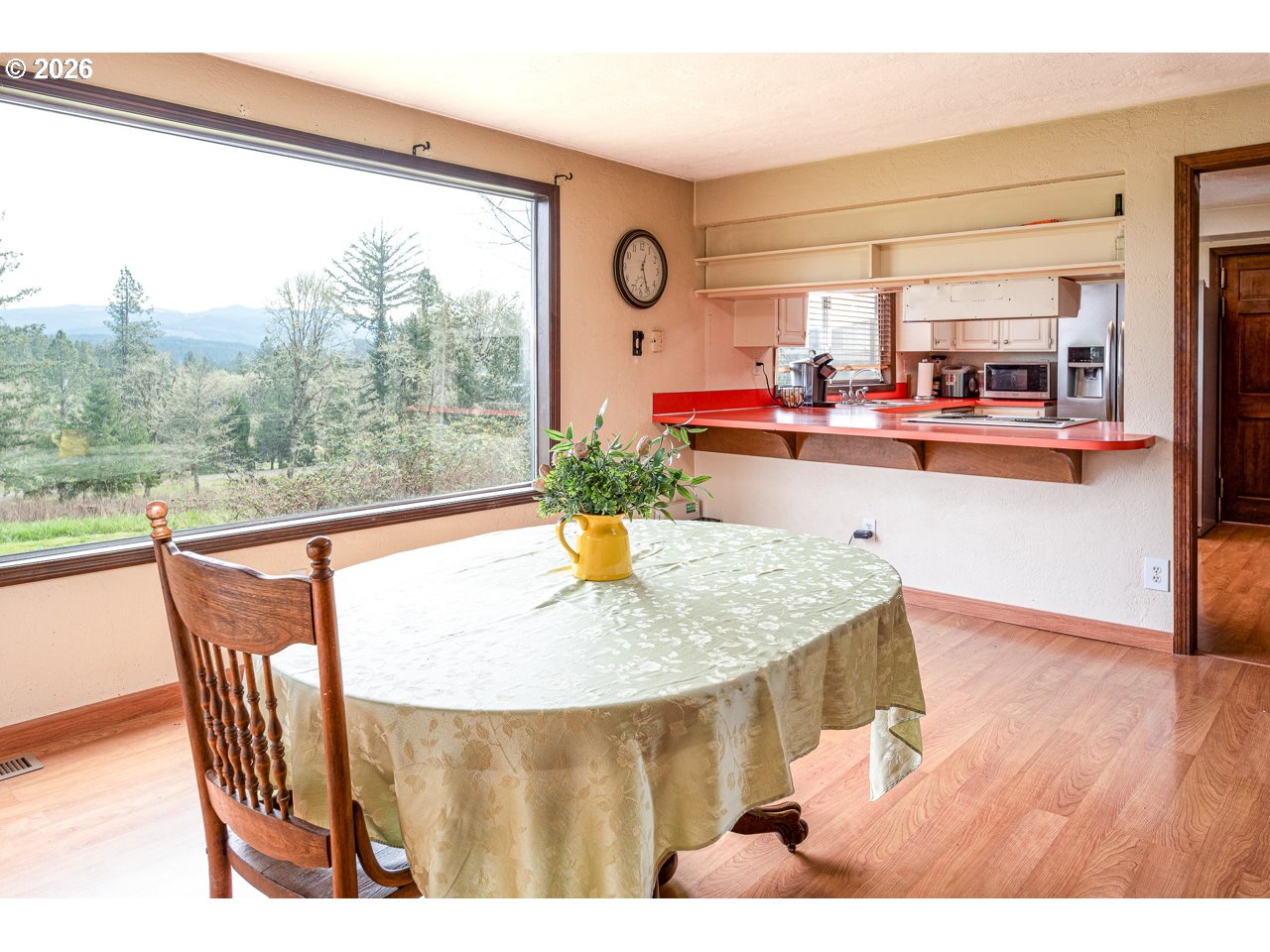 31514 Berlin Road Lebanon, OR 97355 - Photo 24 of 47 a dining room with furniture and wooden floor