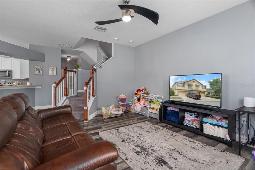 27642 Pleasure Ride Loop Wesley Chapel, FL 33544 - Photo 11 of 33