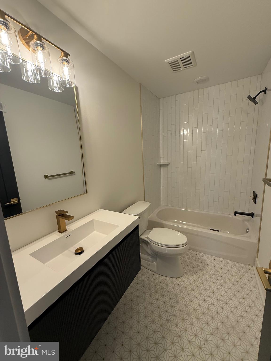 7519 Ridge Avenue Philadelphia, PA 19128 - Photo 12 of 17