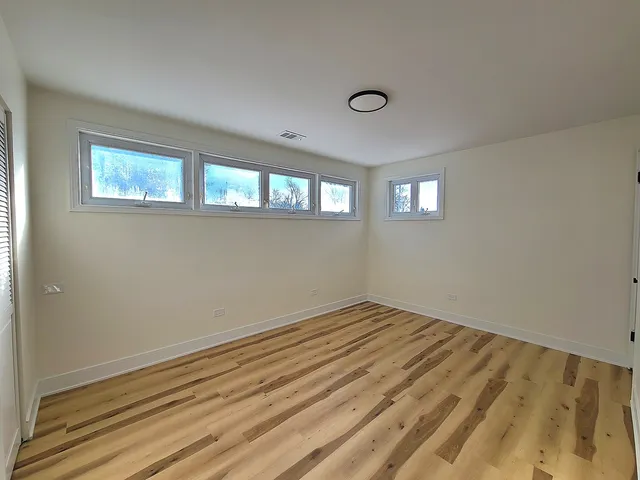 a view of empty room with window
