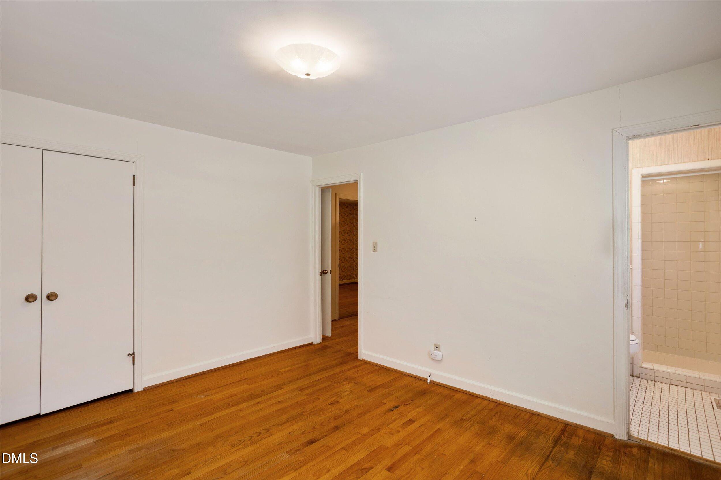 3413 Redbud Lane Raleigh, NC 27607 - Photo 20 of 33 20