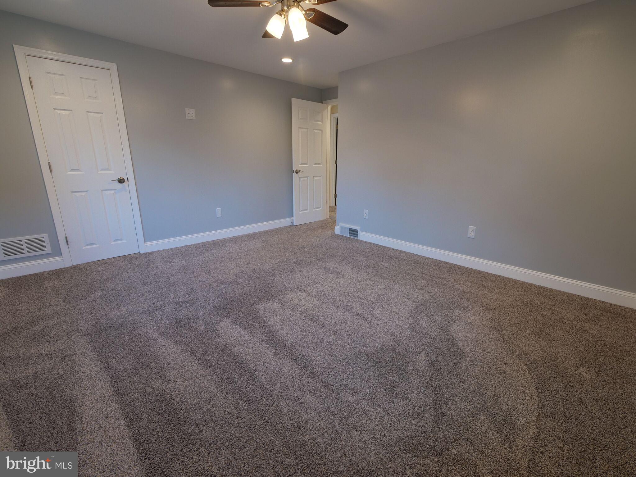 228 Gibbons Road Springfield, PA 19064 - Photo 21 of 36 Master Bed