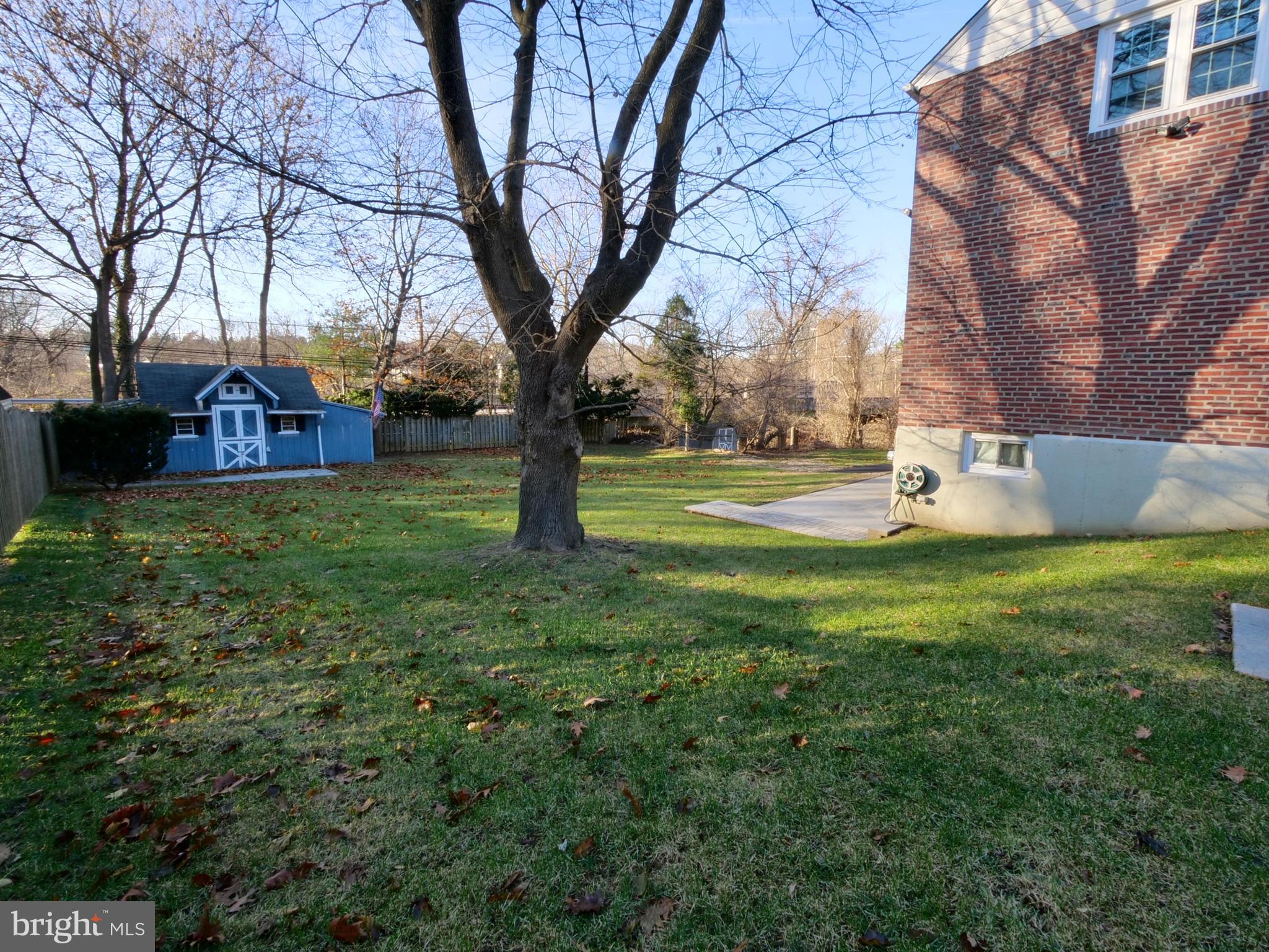 228 Gibbons Road Springfield, PA 19064 - Photo 33 of 36 Side Yard