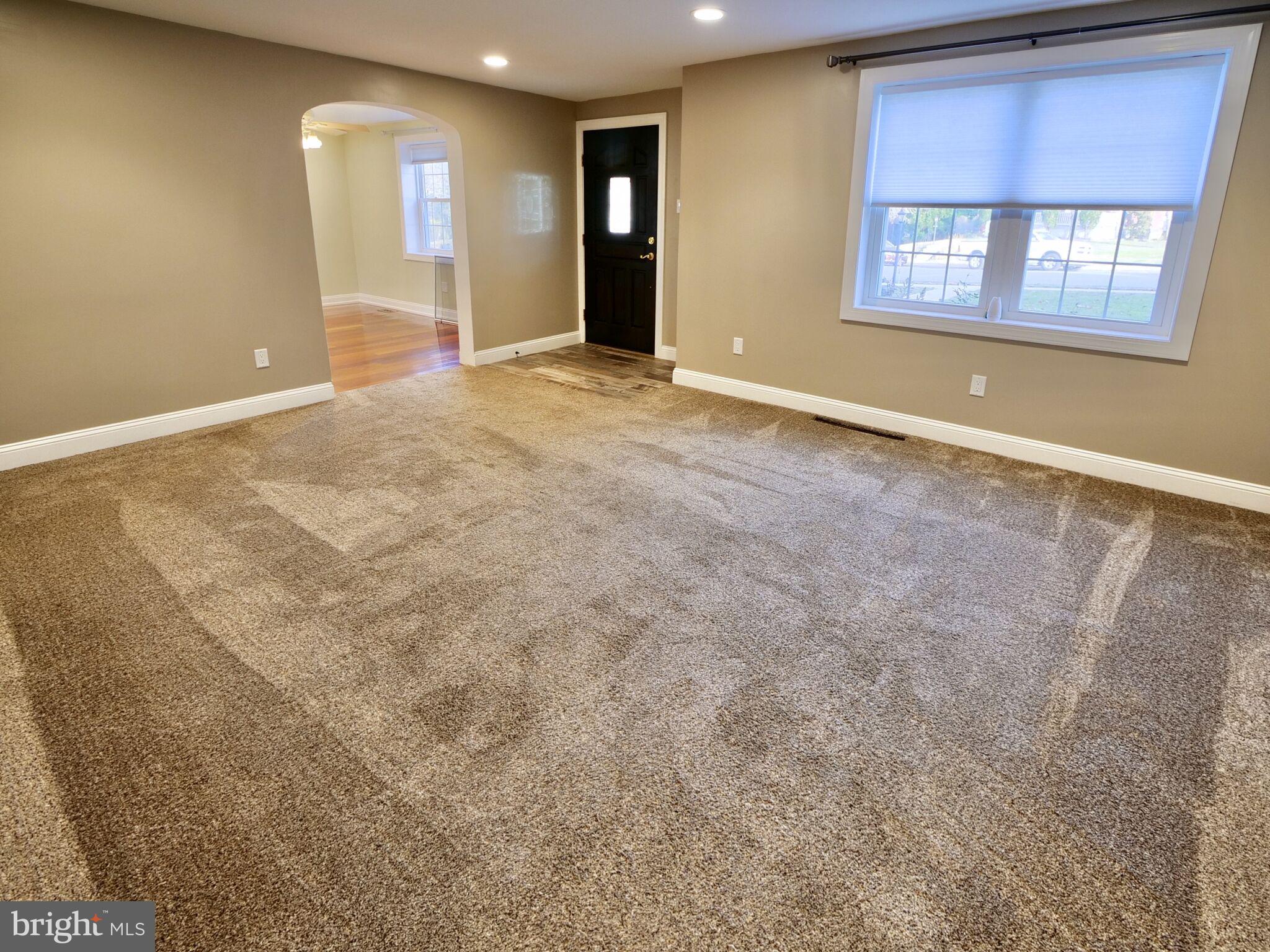228 Gibbons Road Springfield, PA 19064 - Photo 6 of 36