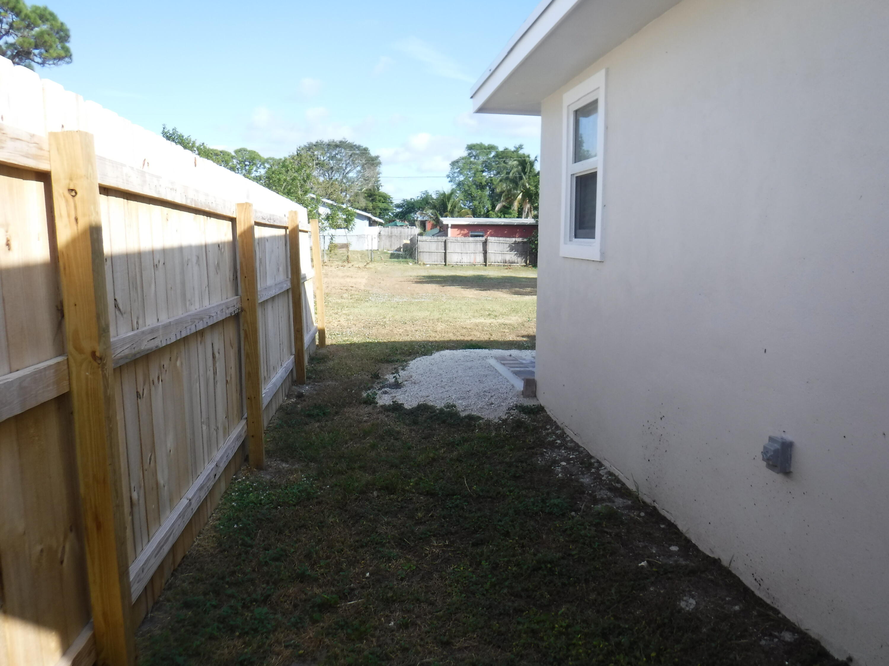 1280 Sunset Road West Palm Beach, FL 33406 - Photo 19 of 24 a view of a balcony