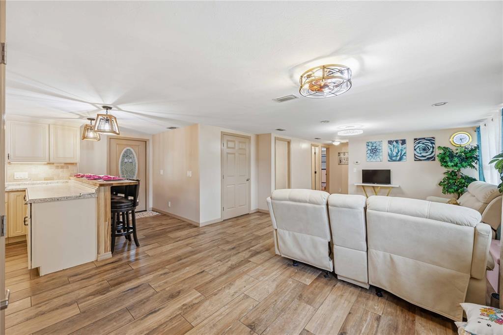 8362 Pelican Road Englewood, FL 34224 - Photo 4 of 30 Gallery Image 4
