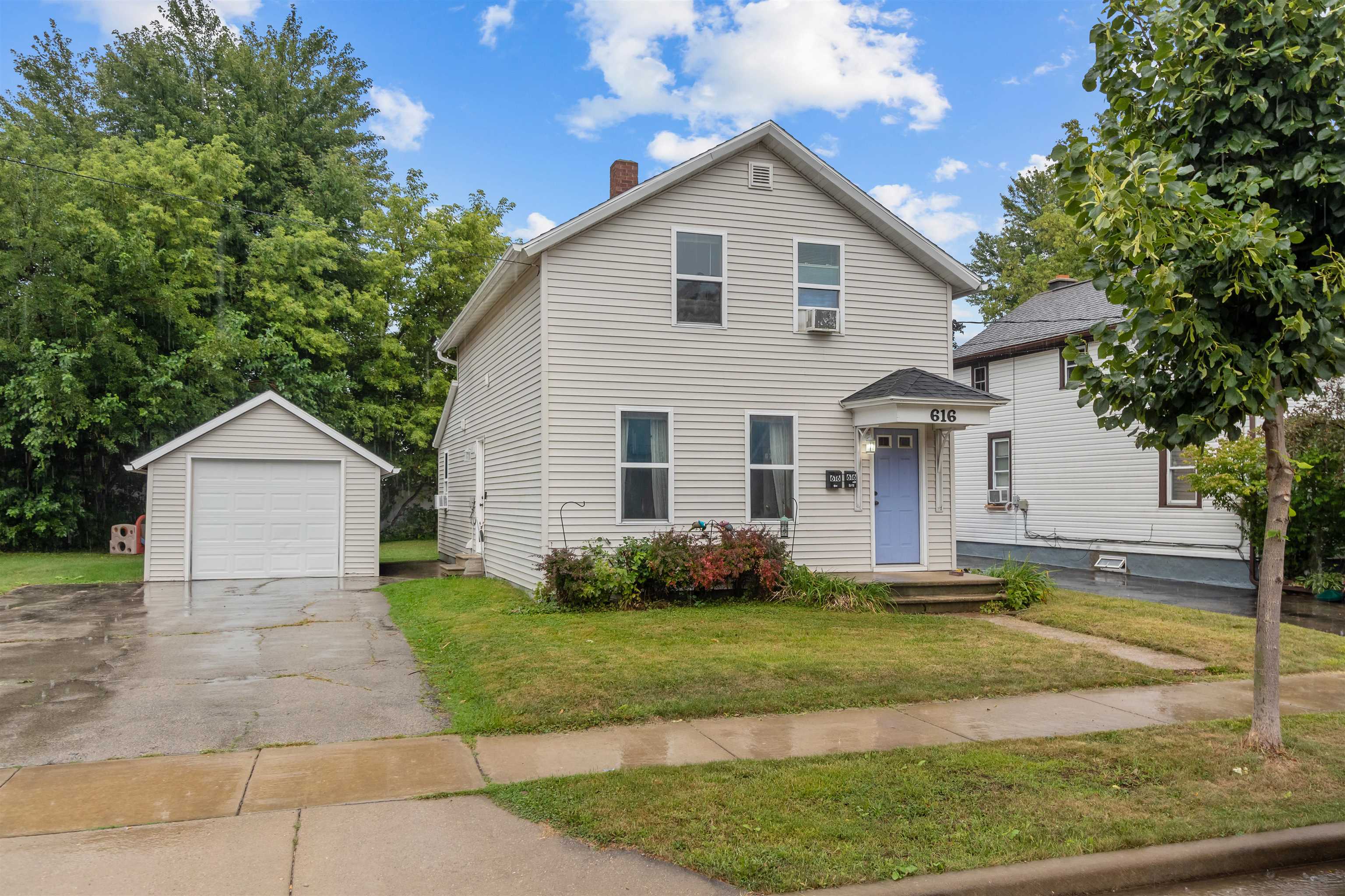616 North Division Street Appleton, WI 54911 - Photo 1 of 29 Gallery Image 1