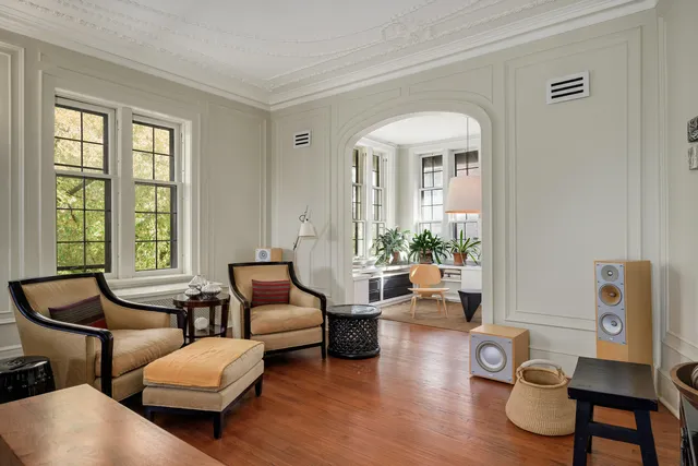 $850,000 | 4224 North Hazel Street, Unit 3, Chicago, IL 60613