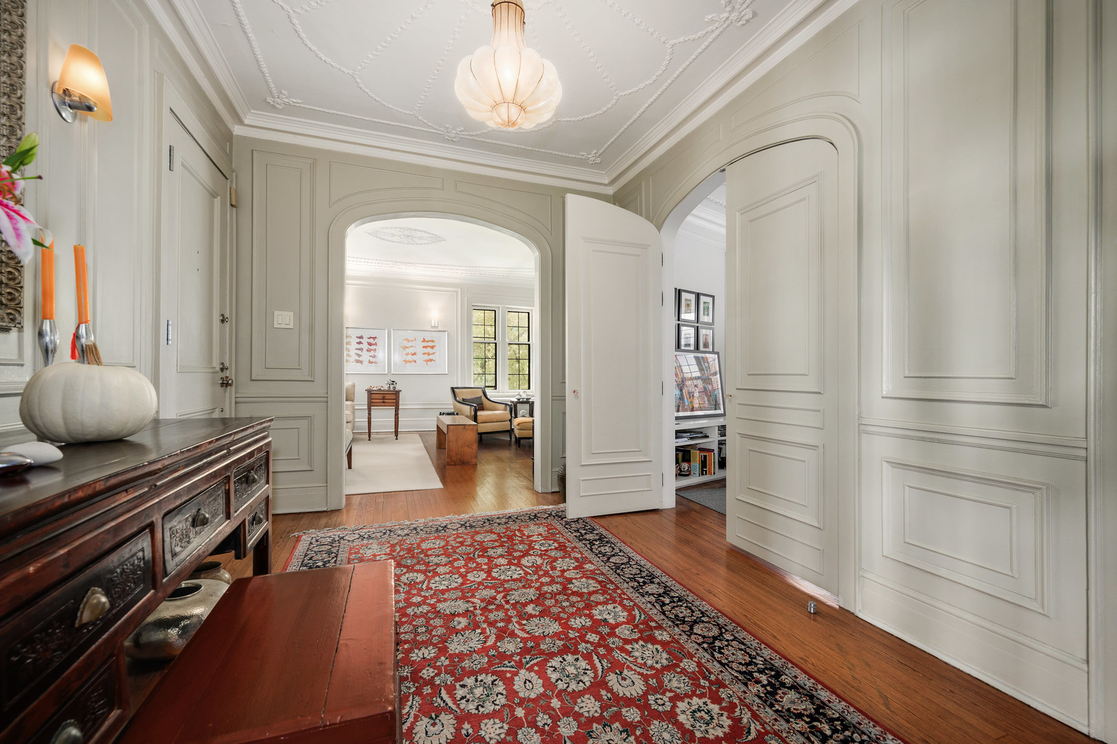 4224 North Hazel Street, Unit 3 Chicago, IL 60613 - Photo 4 of 21