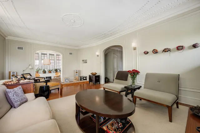 $850,000 | 4224 North Hazel Street, Unit 3, Chicago, IL 60613