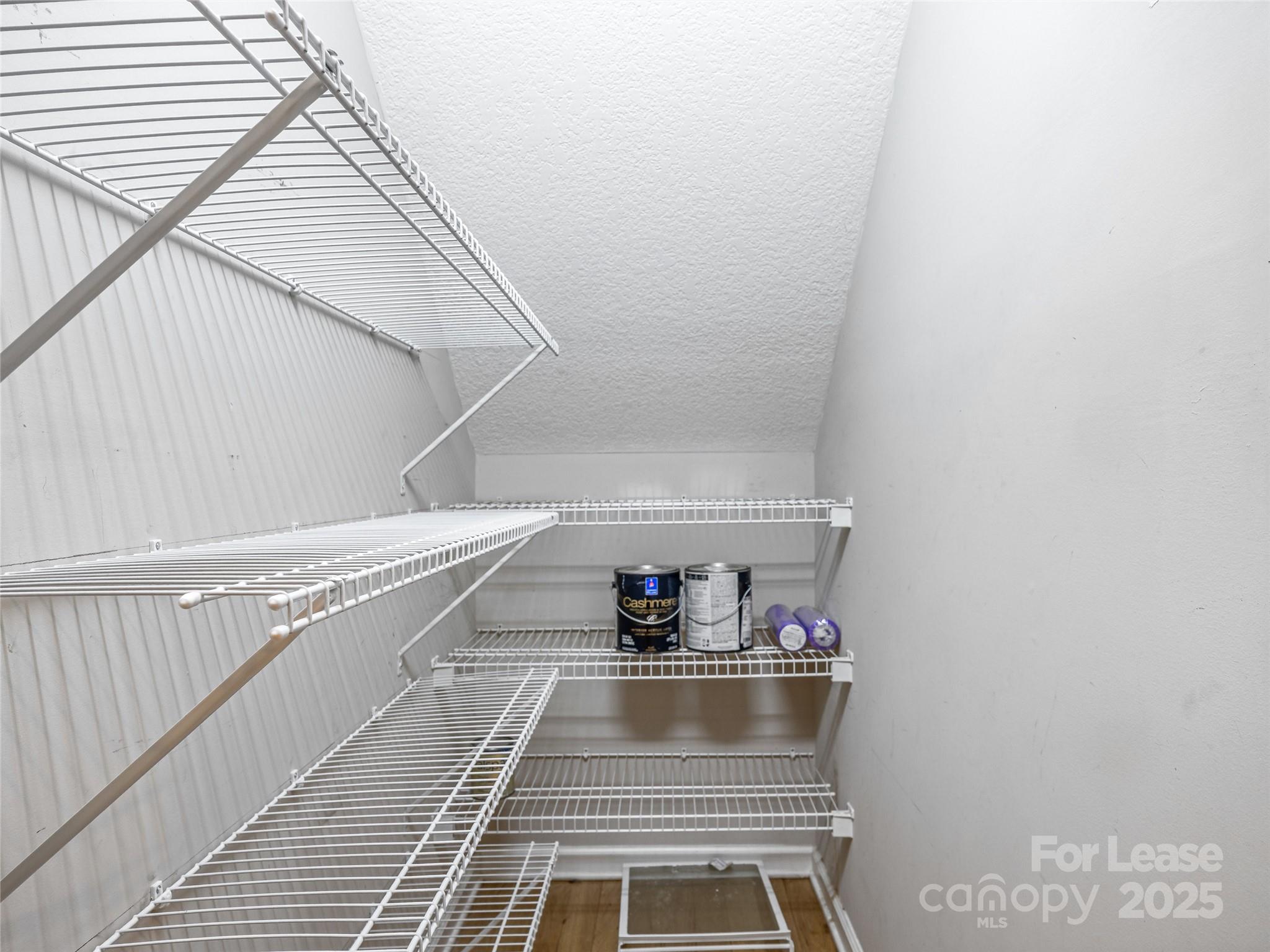 51 Driftstone Circle Arden, NC 28704 - Photo 30 of 38 a view of entryway and kitchen