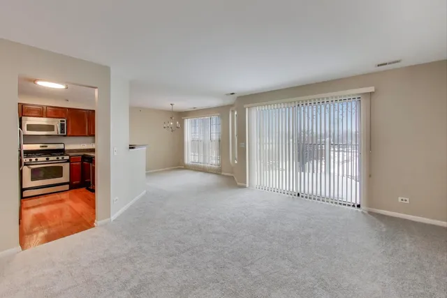 $245,000 | 249 Lynn Drive, Unit 6, Palatine, IL 60067