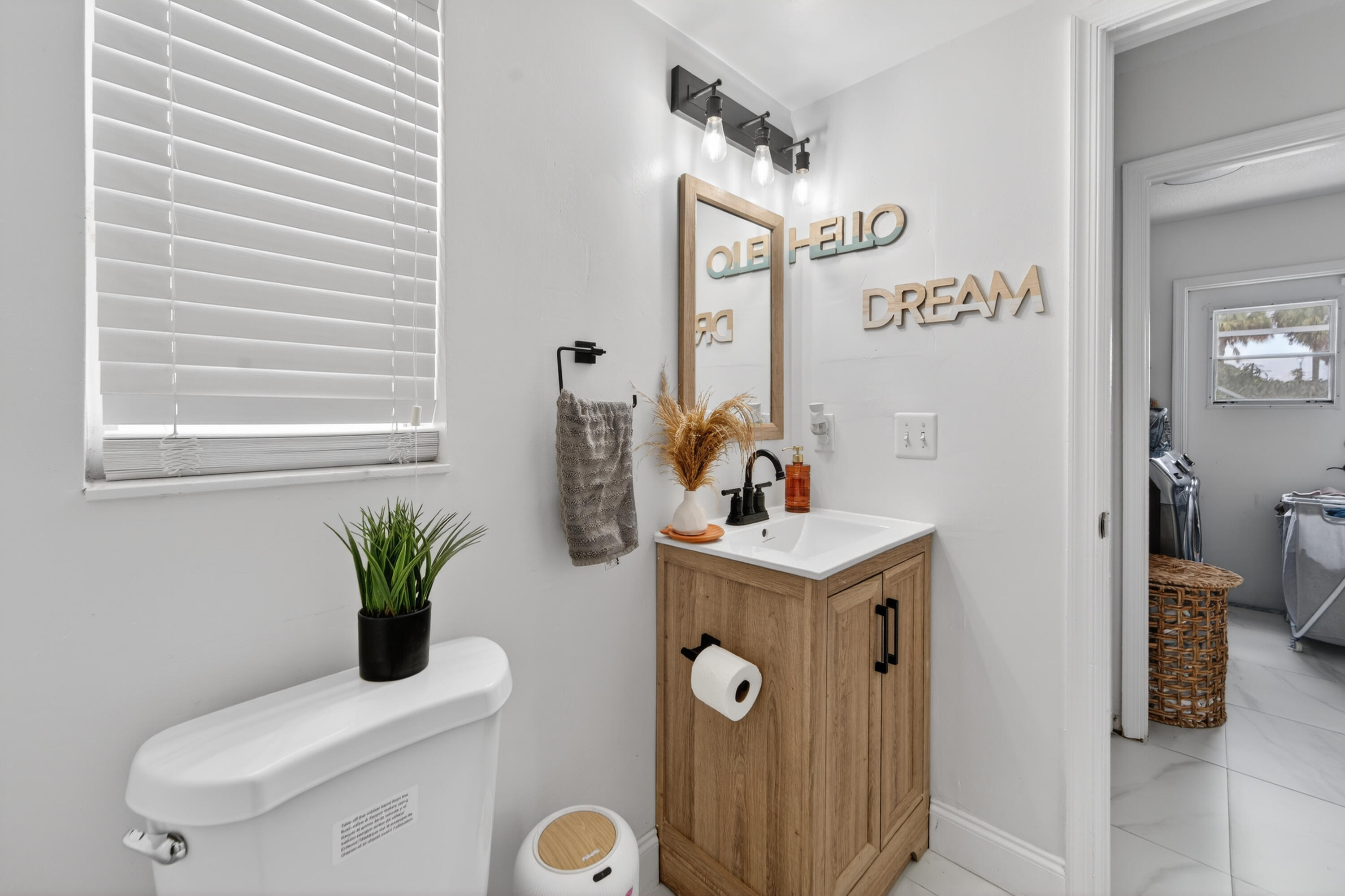 200 Trails End Greenacres, FL 33413 - Photo 21 of 89 Bathroom