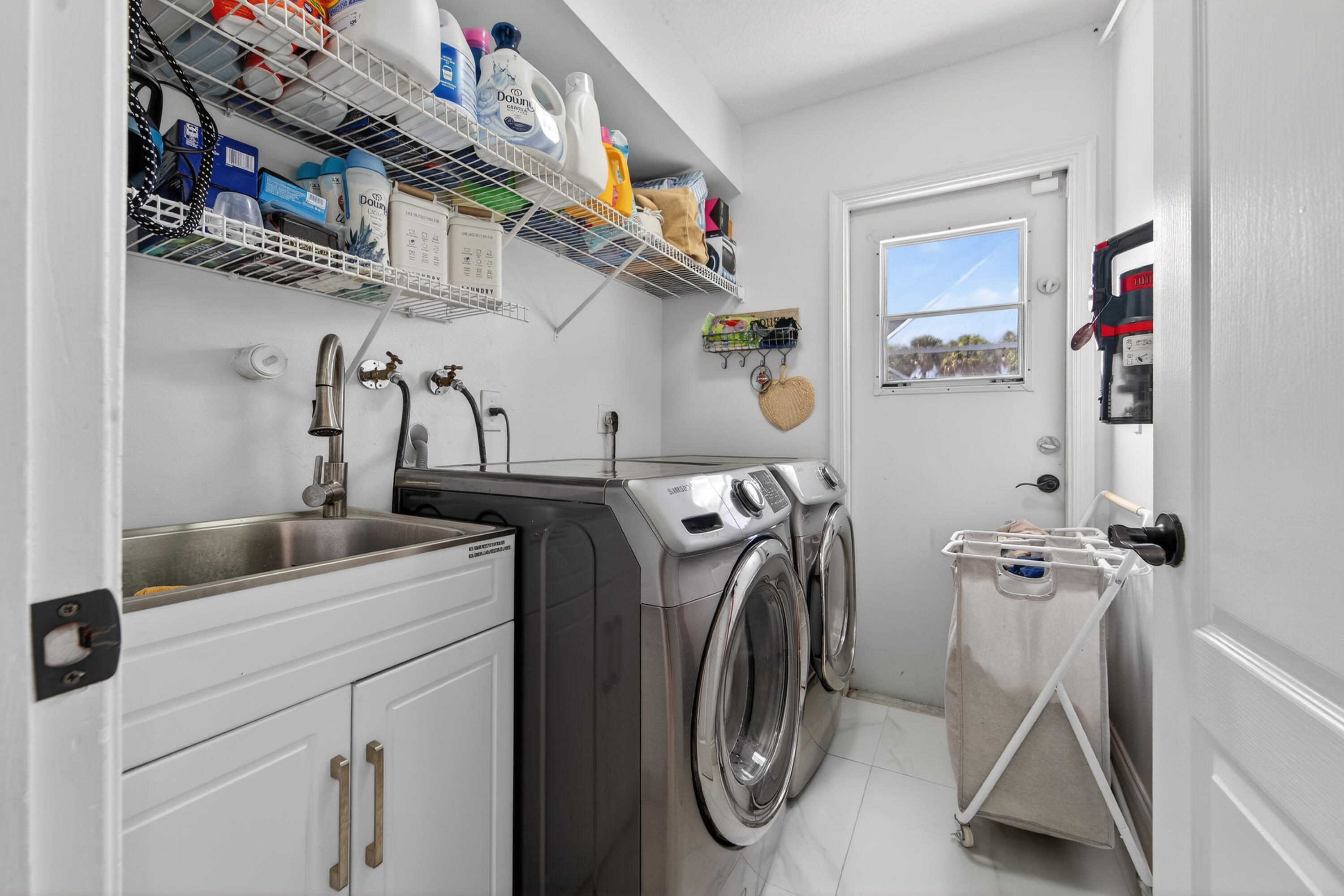 200 Trails End Greenacres, FL 33413 - Photo 10 of 89 Laundry Room