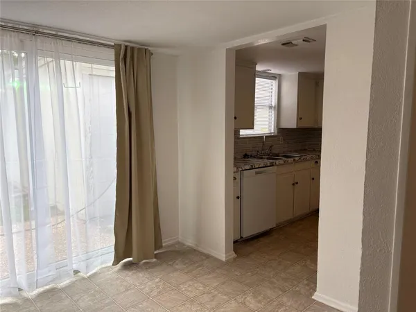 $1,590 | 5357 Wonder Drive, Fort Worth, TX 76133