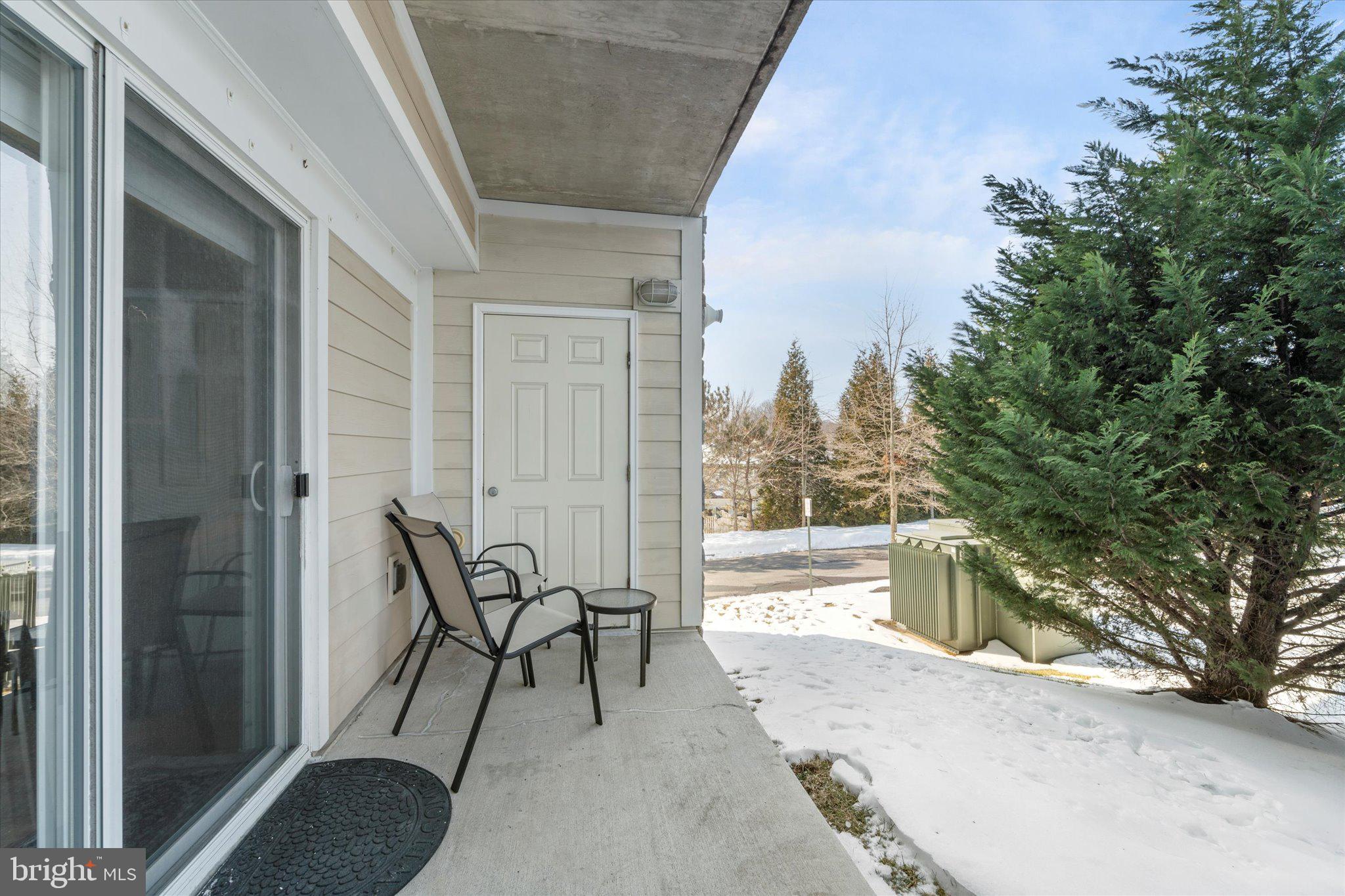 6301 Edsall Road, Unit 112 Alexandria, VA 22312 - Photo 15 of 17