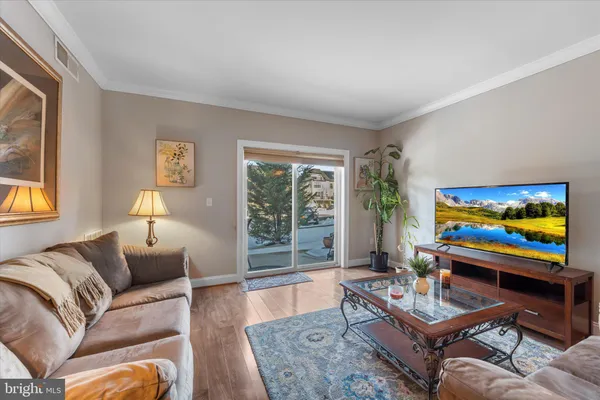 $415,000 | 6301 Edsall Road, Unit 112, Alexandria, VA 22312