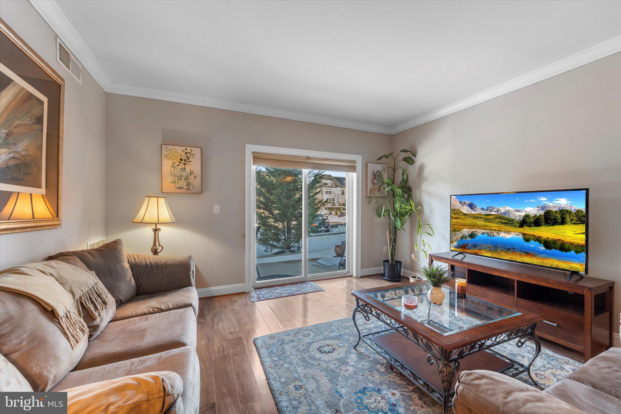 6301 Edsall Road, Unit 112 Alexandria, VA 22312 - Photo 8 of 17