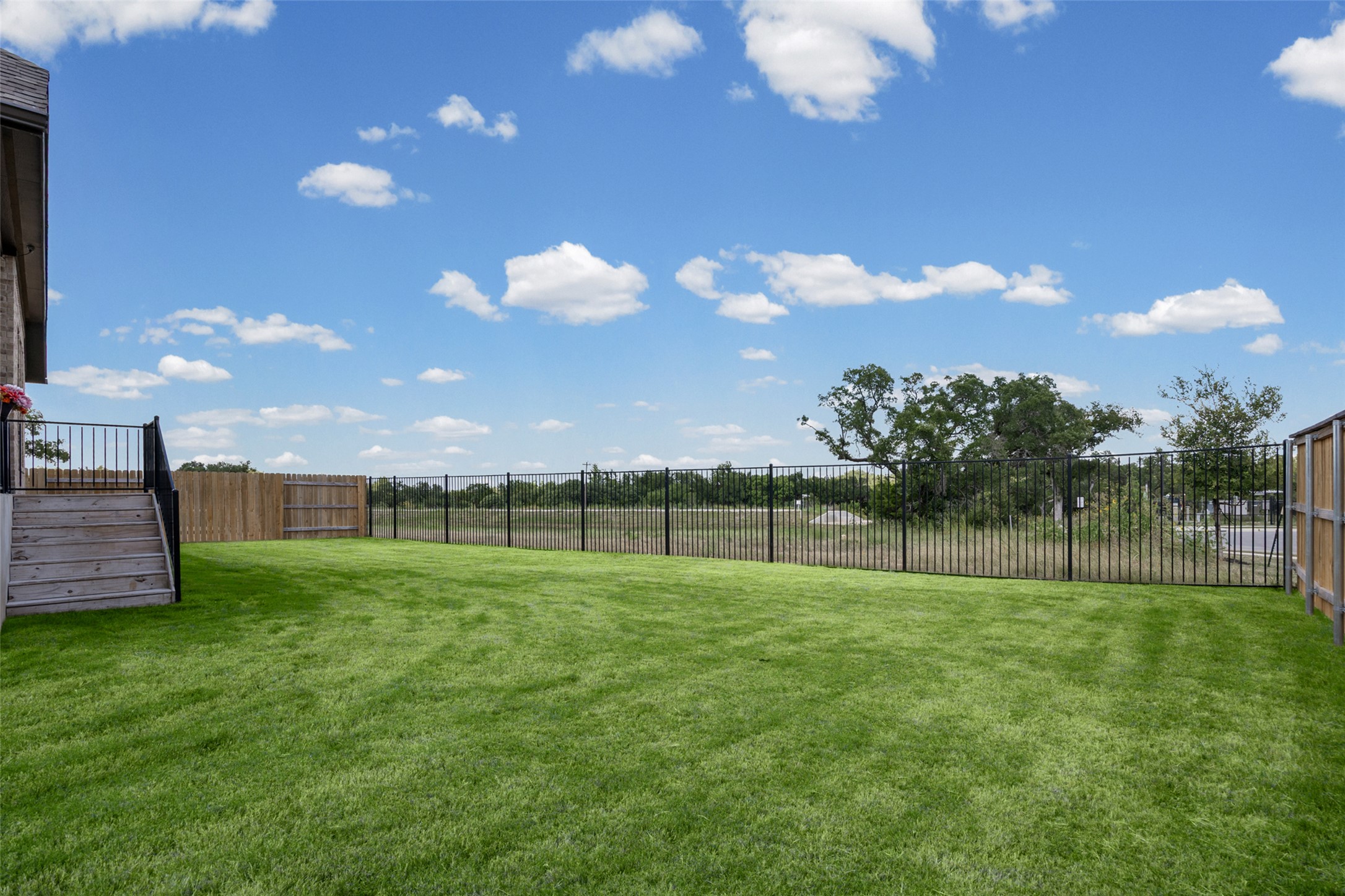 1200 Scenic Grn Loop Georgetown, TX 78628 - Photo 36 of 40 Elegant fence and NO NEIGHBORS!