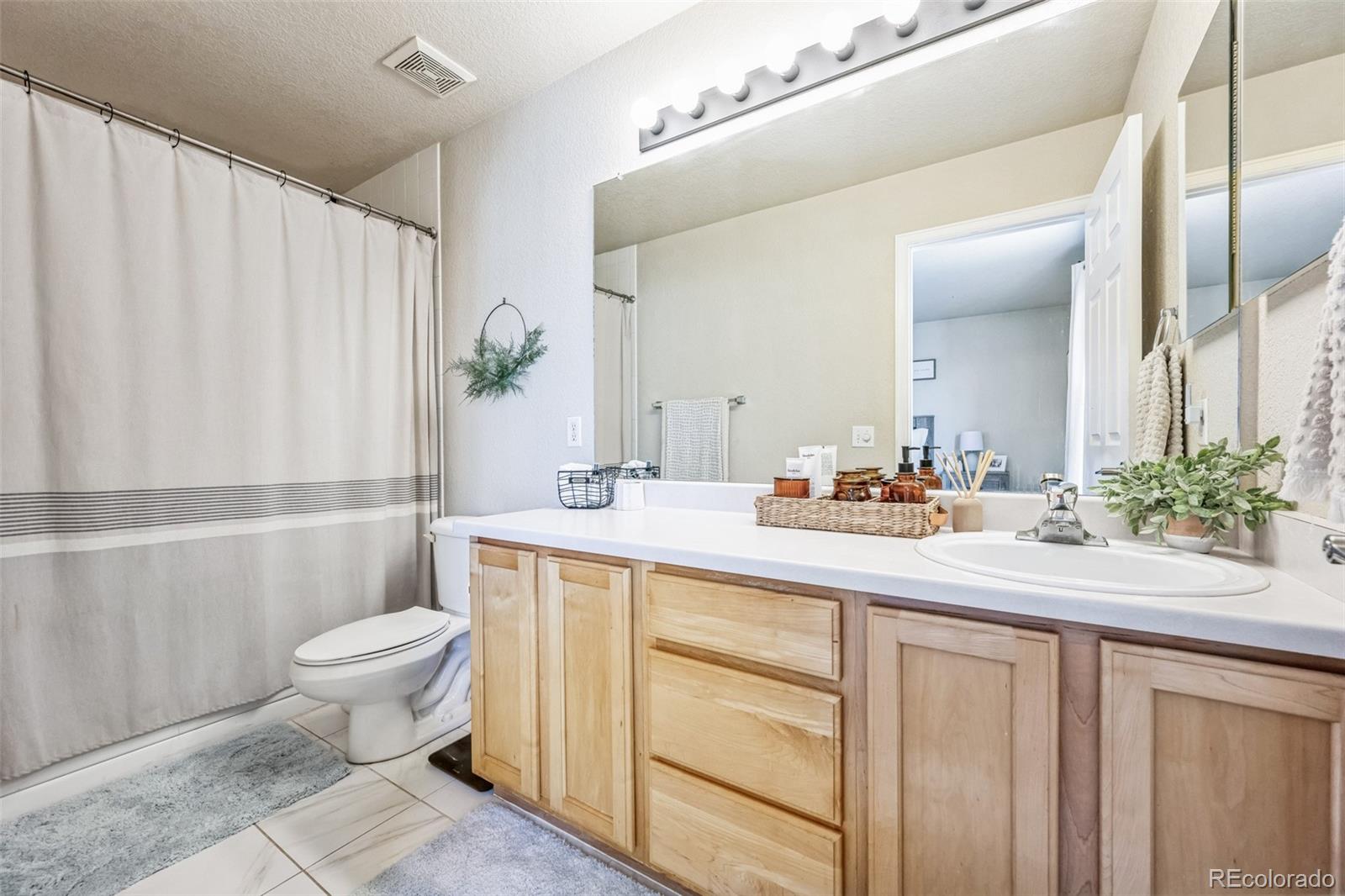 20000 Mitchell Place, Unit 9 Denver, CO 80249 - Photo 17 of 31