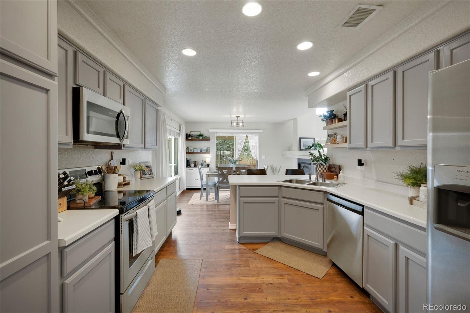 20000 Mitchell Place, Unit 9 Denver, CO 80249 - Photo 6 of 31