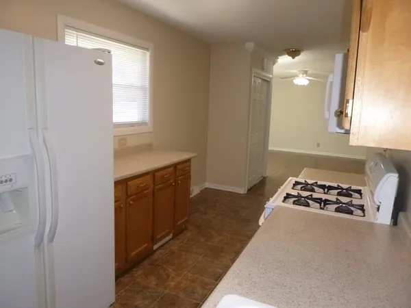 $269,900 | 30 Aspen Lane, Carpentersville, IL 60110