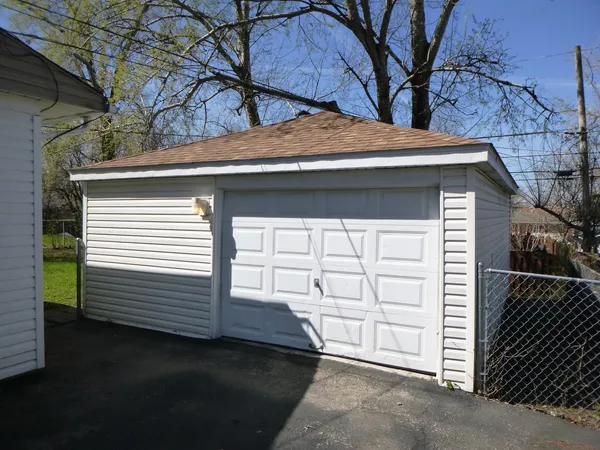 $269,900 | 30 Aspen Lane, Carpentersville, IL 60110