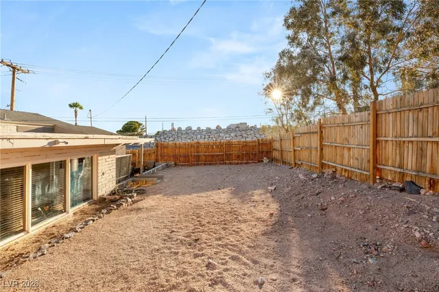 $434,900 | 650 Arizona Street, Boulder City, NV 89005