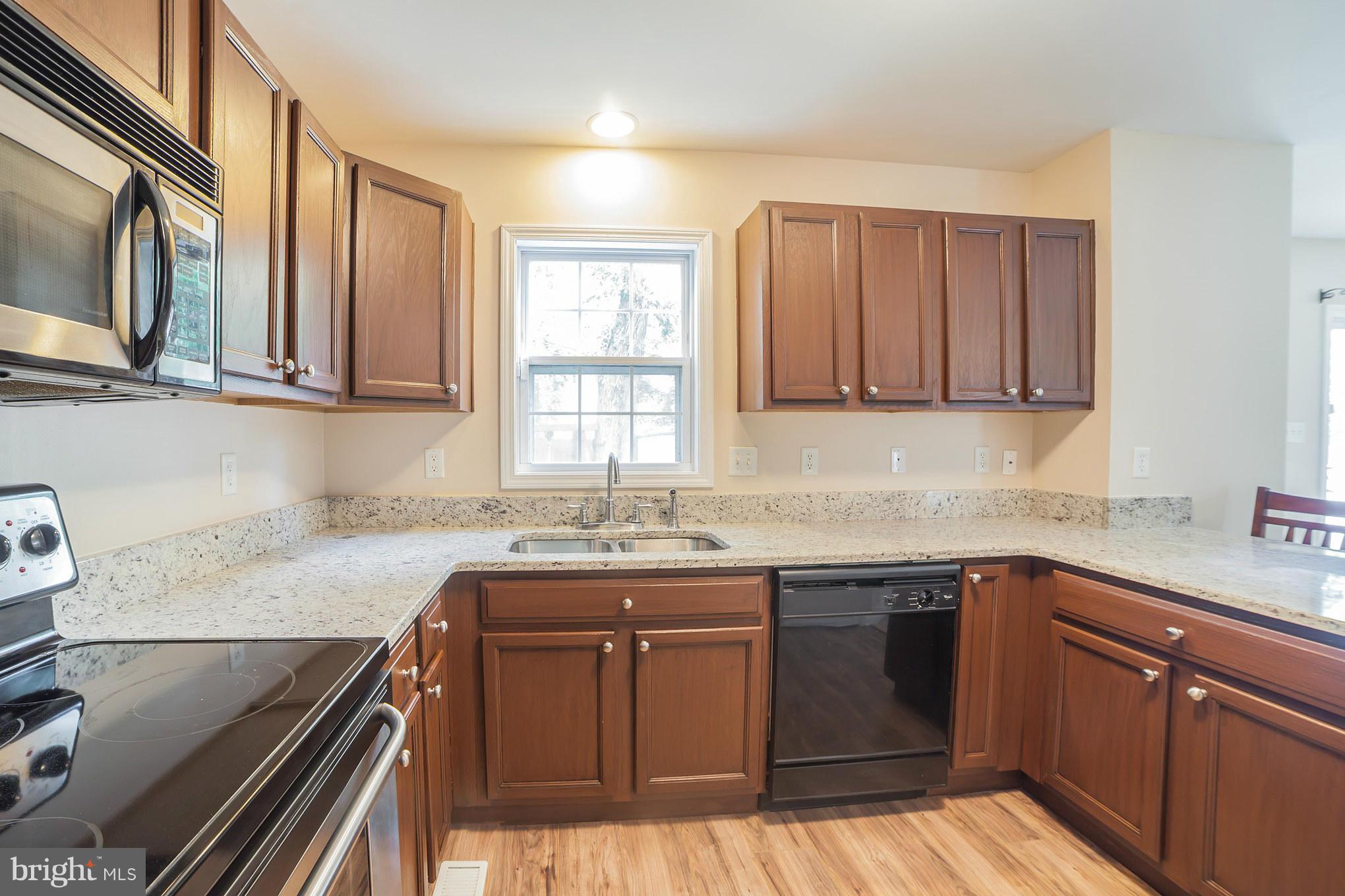 227 Bar Harbor Road Pasadena, MD 21122 - Photo 9 of 30 Completely Updated Kitchen w/ Granite