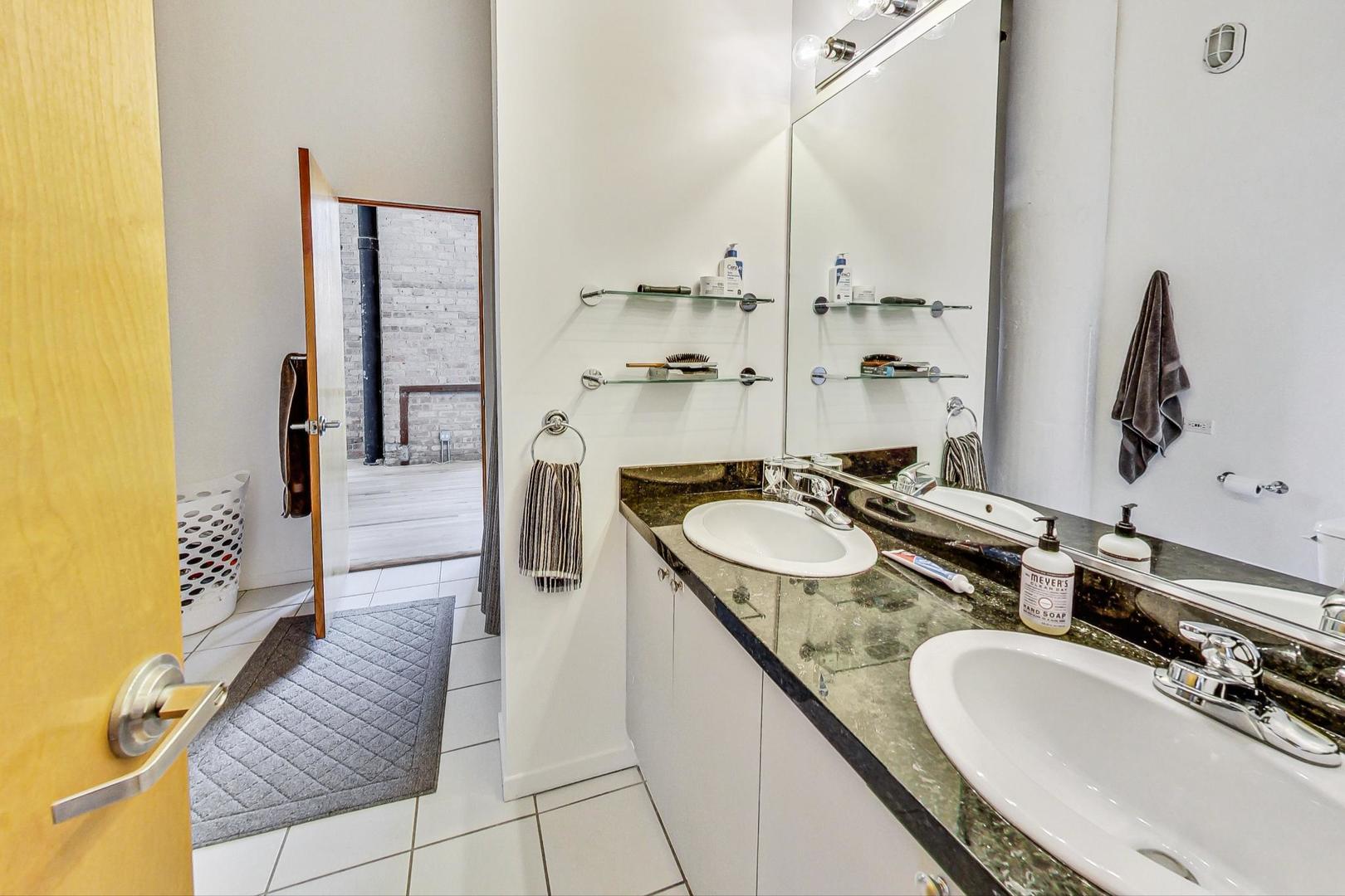 1000 West Washington Boulevard, Unit 401 Chicago, IL 60607 - Photo 15 of 22