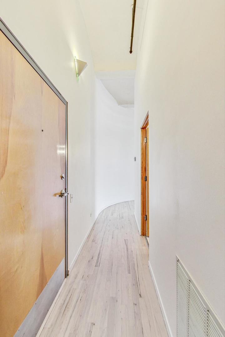1000 West Washington Boulevard, Unit 401 Chicago, IL 60607 - Photo 3 of 22
