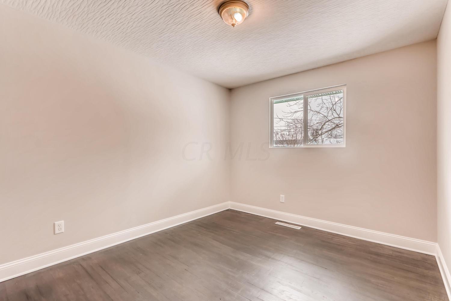 631 Glendora Road Columbus, OH 43207 - Photo 17 of 27 Gallery Image 17