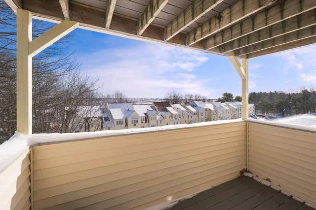 $385,000 | 1373 Post Road, Unit 8E, Wells, ME 04090