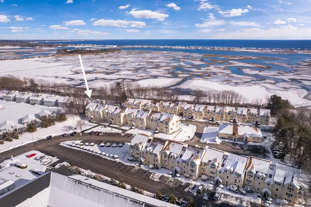 $385,000 | 1373 Post Road, Unit 8E, Wells, ME 04090