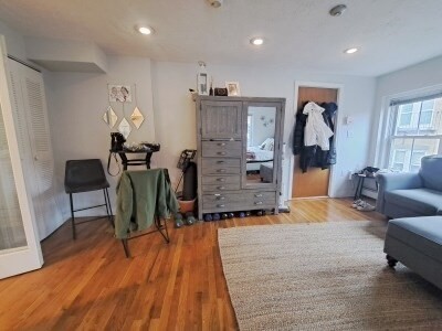 21 Moon Street, Unit 11 Boston, MA 02113 - Photo 5 of 12