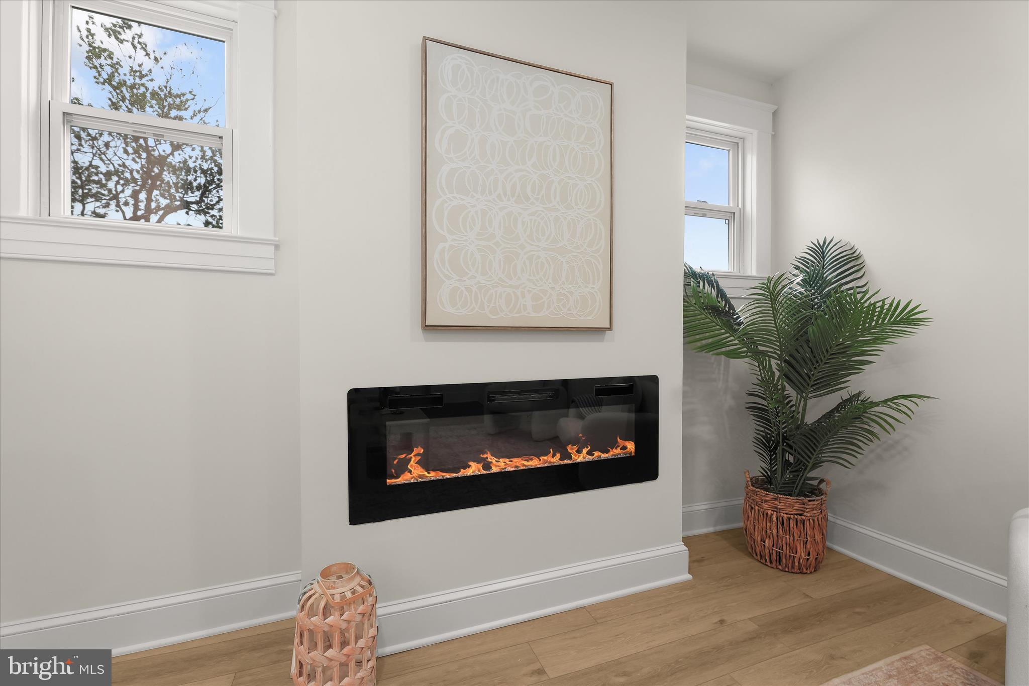 640 North Bend Road Baltimore, MD 21229 - Photo 11 of 47 Electric Fireplace