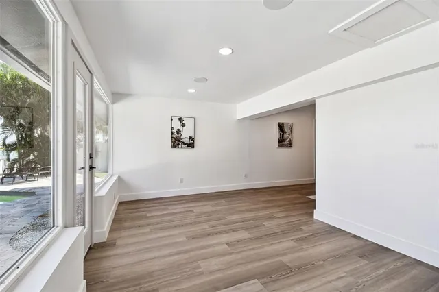 $1,799,990 | 320 Palm Island Northeast, Clearwater Beach, FL 33767